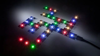 Mit dem Conext-System ist es dem baden-württembergischen LED-Spezialisten Lumitronix gelungen, LED-Module ohne Hilfsmittel miteinander zu verbinden. Die patentierte Entwicklung sorgt dafür, dass das Zusammenführen von LED-Modulen problemlos und schne