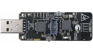 Mit dem CY5677 ist zu guter Letzt auch ein CySmart-BLE-4.2-Dongle als praktisches Debugging-Tool für alle BLE-Geräte vorhanden