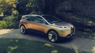 BMW Vision iNext vorn rechts