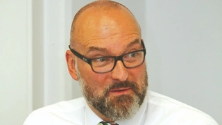 Peter Kokot, Avnet Abacus Unser großer Vorteil als Distributor besteht ja gerade darin, dem Kunden Best-Fit-Lösungen für seine Applikation anbieten zu können. Von Low Cost bis High Level alles aus einer Hand.