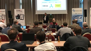 oder Hardware und Software-Komponenten besprochen wurden,