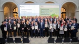 Andreas Scheuer übergibt Förderbescheide für kommunale Elektromobilitätsprojekte