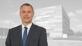 Prof. Dr. Tegenkamp