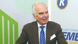 Unter der Leitung von Per-Olof Loof als CEO und President hatte sich Kemet von einem Tantalspezialisten zu einer breit aufgestellten Kondensatoren-Company entwickelt deren Umsatz von 425 Millionen Dollar auf voraussichtlich rund 1,4 Milliarden Dollar