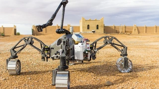 Der hybride Schreit- und Fahrrover SherpaTT 