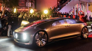 Forschungsfahrzeug F 015 Luxury in Motion