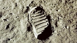 Ein Fußabdruck des US-amerikanischen Astronauten Edwin E. Aldrin auf dem Mond.