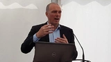 Maxime Flament, CTO der 5G Automotive Association macht deutlich, dass C-V2X eine wichtige Grundlage für eine sichere und nutzbare Fahrumgebung für Fußgänger, Radfahrer, Motorradfahrer, Pkw und Lkw darstellt.