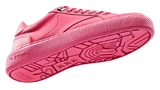 Die Sohle des pinkfarbenen Sneakers besteht aus wiederverwerteten Kaugummis.