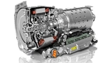 Die neue vierte Generation des 8-Gang-Automatgetriebes von ZF ist von Anfang an konsequent auf Hybridisierung ausgelegt. Ein Baukastensystem ermöglicht es, Mild-, Voll- sowie Plug-in-Hybridantriebe mit Spitzenleistungen von 24 bis 160 kW zu realisier