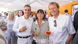 Neu-Editor-at-Large Gerhard Stelzer mit Evelyn Stepken und ihrem Mann.