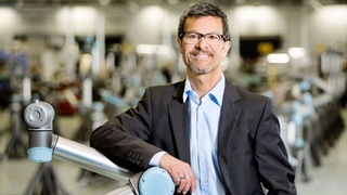 Helmut Schmid, Universal Robots