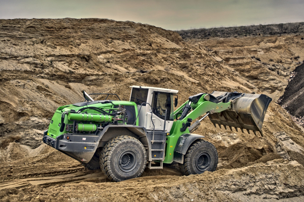 The engineers of the TU Dresden build the first 5G test site in a joint project. Intelligent construction machines are to be tested here. The engineers of the TU Dresden build the first 5G test site in a joint project. Intelligent construction machines are to be tested here.