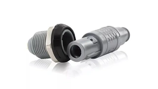 Push-Pull-Stecker aus Kunststoff Mit seinen Push-Pull-Steckverbindern richtet sich der amerikanische Hersteller BIX vor allem an den medizinischen Markt. Die Stecker der Serie M bestehen aus chemikalienbeständigem, sterilisierbarem und autoklavierbar