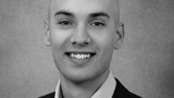 Wasilios Pitharas begann seine berufliche Karriere nach dem abgeschlossenen Mechatronik-Studium im Produktmanagement der Würth Elektronik eiSos. Dort erweiterte er unter anderem das Produktportfolio um die Kategorie der Netzfilter. Derzeit ist er als