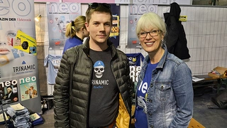 Jonas P. Proeger von Trinamic (l.) und Sonja Winkler