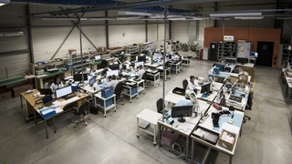 Blick in die Werkstatt von Proto-Electronics im elsässischen Rosheim, Frankreich.