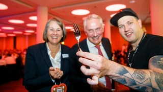 3_Weitere Impressionen vom Ausstellerabend der SPS 2019