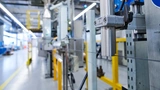 Der speziell geformte Druckkopf der High Speed Line passt sich an die Form von Extrusionsprodukten an und erreicht so Höchstgeschwindigkeiten bei der Kennzeichnung.