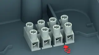 Eine besondere Konstruktion der Gehäuse mit eingebauten »Schikanen«, also Verlängerungen der Kunststoffisolationswände, sorgt dafür, dass die Flüssigkeiten nicht an die stromführenden Teile kommen.