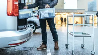 Bis zu 3.000 Blutproben erreichen täglich die Uniklinik im dänischen Aalborg.
