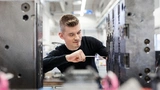 Weidmüller investiert nachhaltig in die Ausbildung junger Menschen. Mehr als 100 Auszubildende beschäftigt das Unternehmen.