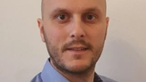 ist Systems Manager bei Texas Instruments und Gruppenleiter. Sein Team unterstützt Kunden weltweit bei der Schaltungsentwicklung. Er studierte Elektrotechnik und Telekommunikationstechnik an der University of Bologna (B.S.) und hat am Politecnico di 