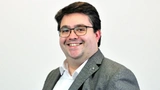 Florian Haspinger CEO und einer der Gründer von Holo-Light, wurde in Tirol geboren und studierte Physik an der Universität Innsbruck. Im Masterstudium spezialisierte er sich auf Luft- und Raumfahrttechnik. Er hat eine Vorliebe für Computertechnik und