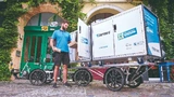 Hermes fährt seit 2018 mit großräumigen Cargo-E-Bikes samt GreenPack-Wechselakkus durch Berlin.