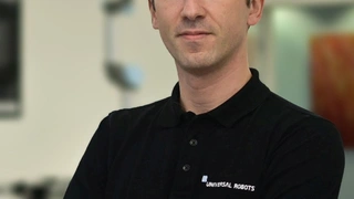 Andrea Alboni, Universal Robots