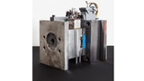 Das Team des Fraunhofer IPK entwickelte dieses Spritzgusswerkzeug zur Replikation von Musterbauteilen aus Polyhydroxybuttersäure.