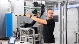 Bild 1. Die Einrichtung des Horiba-Lidar-Testsystems auf einem Rollenprüfstand.