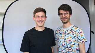 Hinter dem Start-up stecken die beiden Gründer Tristian Zürl (l) und Jannik Lockl (r).
