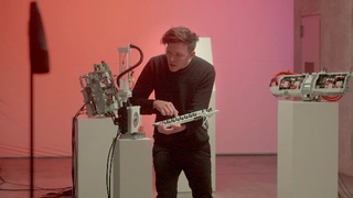 Polestar arbeitet mit dem Robotikingenieur und Musiker Moritz Simon Geist zusammen.