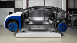 Mit dem Interurban Vehicle – kurz IUV – zeigt das DLR, wie Fahrzeuge der Mittel- und Oberklasse in Zukunft aussehen könnten.