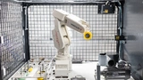 Im RoboGrinder von Düspohl findet das intelligente Schleifsystem des Fraunhofer IEM Anwendung.