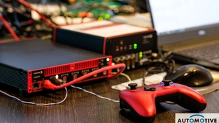 Am zweiten Konferenztag durften alle Teilnehmer bei Interesse auch mal auf dem Plugfest spielen.