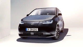 Erstmals hat Sono Motors das Produktionsdesigns des Solar-Elektroautos Sion enthüllt.