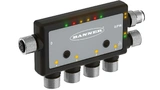 Zu den Anschlüssen des DXMR90 gehören ein konfigurierbarer Modbus-Port 0 (auf der linken Seite), Modbus-Master-Ports (1 bis 4 auf der unteren Seite), ein konfigurierbarer Modbus-Port 0/PW für RS-485