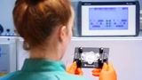 Medizntechnik Krebs Tierversuche Mini-Labor Radioaktiv