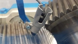 Ein an das Getriebe angeschlossener Drehzahlsensor