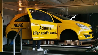Überschlagsimulator des ADAC.