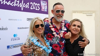 Janna Grosse, Bernd Tillmann (beide Tarox) und Carolin Schlüter (WEKA)