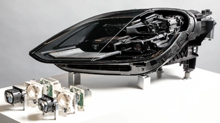 Der SSL | HD-Scheinwerfer ist eine Weiterentwicklung und signifikante Miniaturisierung bestehender Matrix-LED-Systeme.