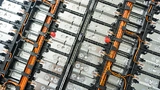 Das Batteriepack des Nissan Leaf besteht aus 48 Batteriemodulen und Hunderten anderen Komponenten