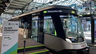 Displays im Bus- und Bahnverkehr