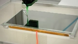 Optical Bonding bei Bopla: Die Glasfront wird mit dem Touchscreen bzw. dem Display mithilfe des Optical Bonding Verfahrens zusammengeführt
