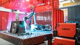 Schweißen ist eine Anwendung, die sich mit Cobots – hier ein Exemplar von Universal Robots im Cobot Welding Package von Lorch Schweißtechnik – gut umsetzen lässt