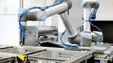 Der Aluminiumbearbeiter Jenny | Waltle betreibt eine Bin-Picking-Applikation mit zwei Cobots des Typs UR5.