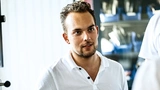 Viacheslaw Gromov ist Gründer und Geschäftsführer von Aitad. Das Unternehmen entwickelt elektronikbezogene künstliche Intelligenz (Embedded-KI), die in Geräten und Maschinen lokal und in Echtzeit definierte Aufgaben übernimmt